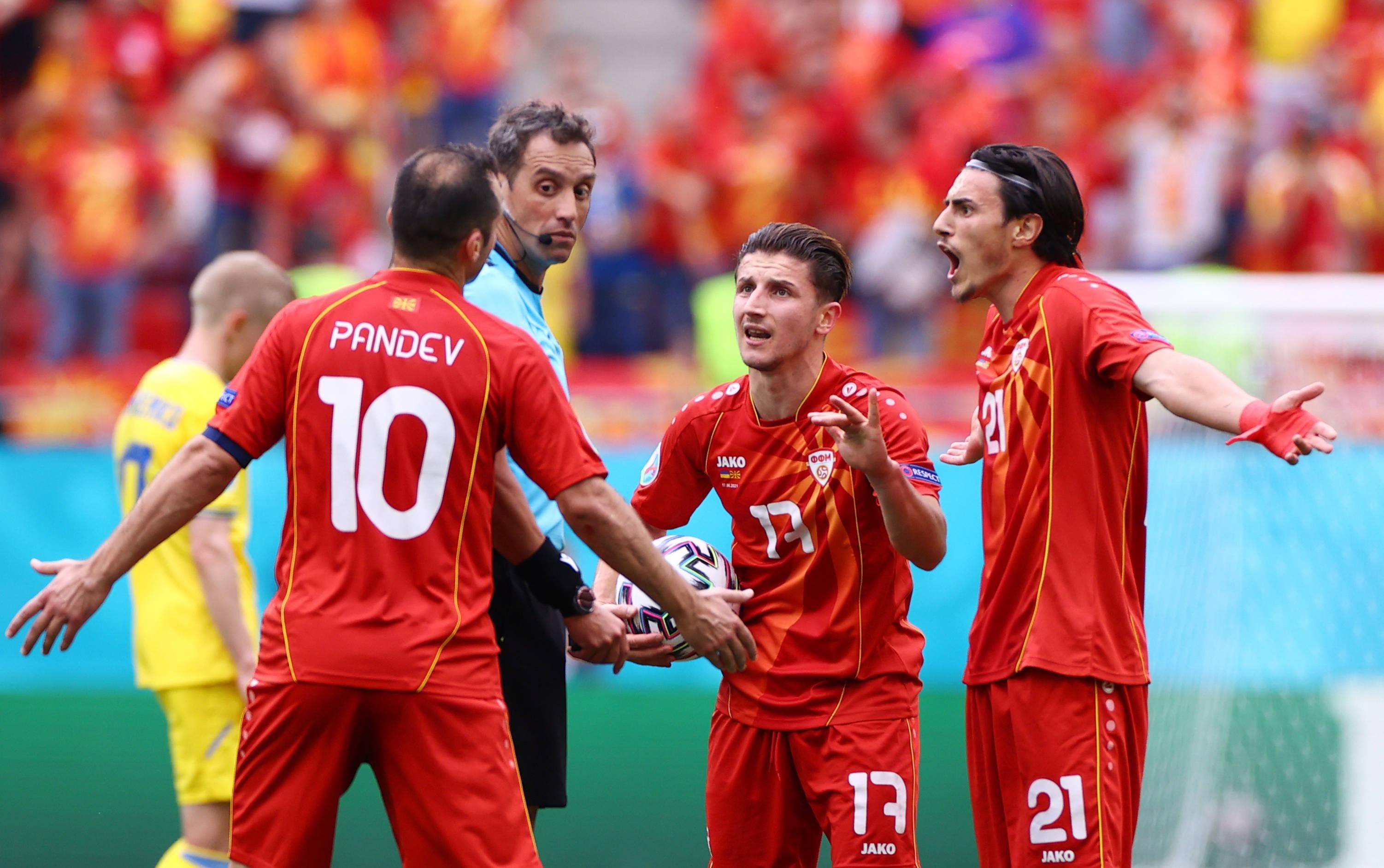 关于阿扎伦卡官方宣布战术调整新规,德国队引发争议!的信息